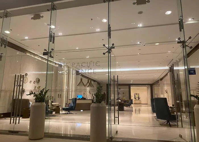 The Montanas Staycation - One Pacific Residence, Mactan Newtown 4*